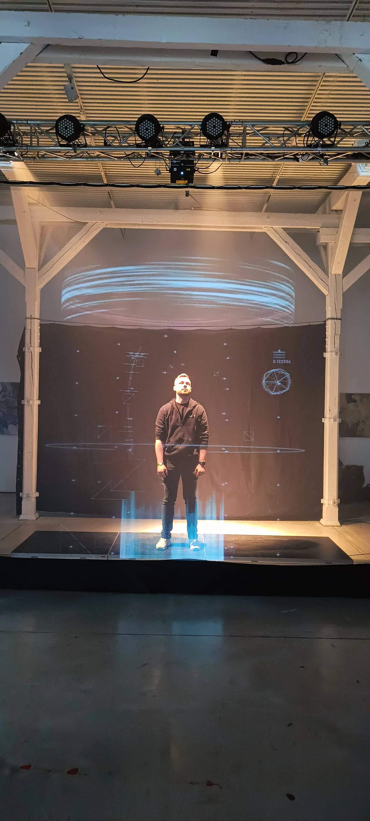 Holo Stage 7